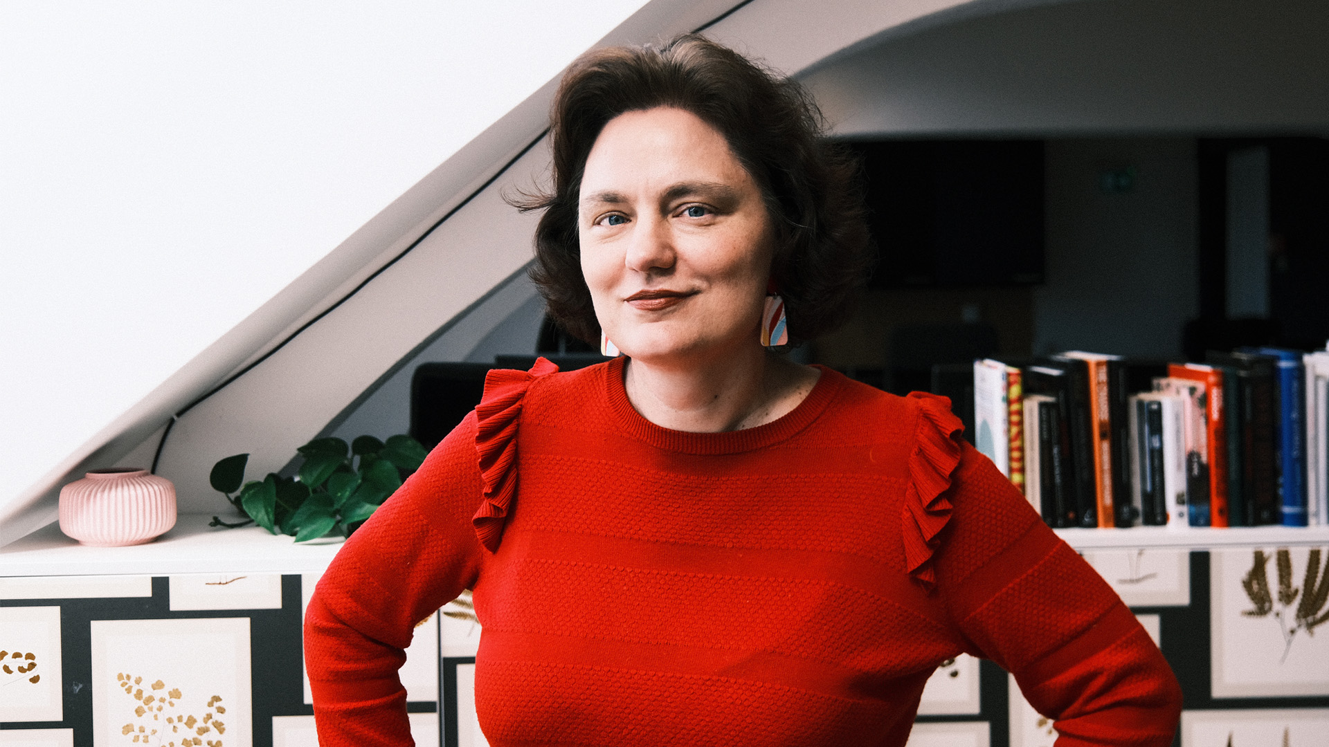 Bild på innovationsledaren Jenny Pettersson Lindberg på Antrops kontor