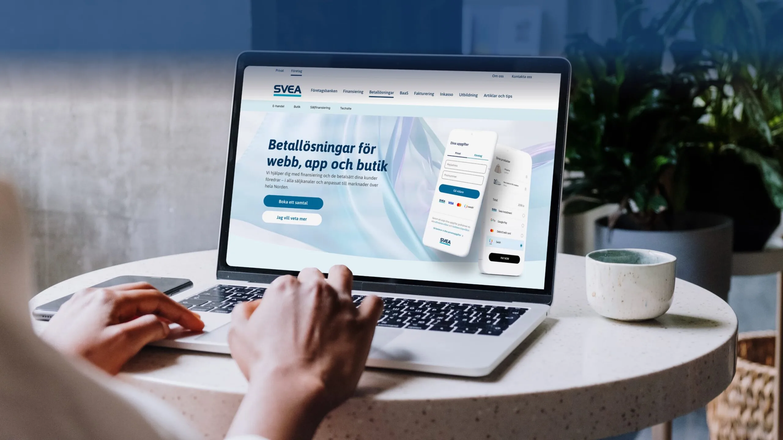 Svea bank startsida visas på en bärbar dator